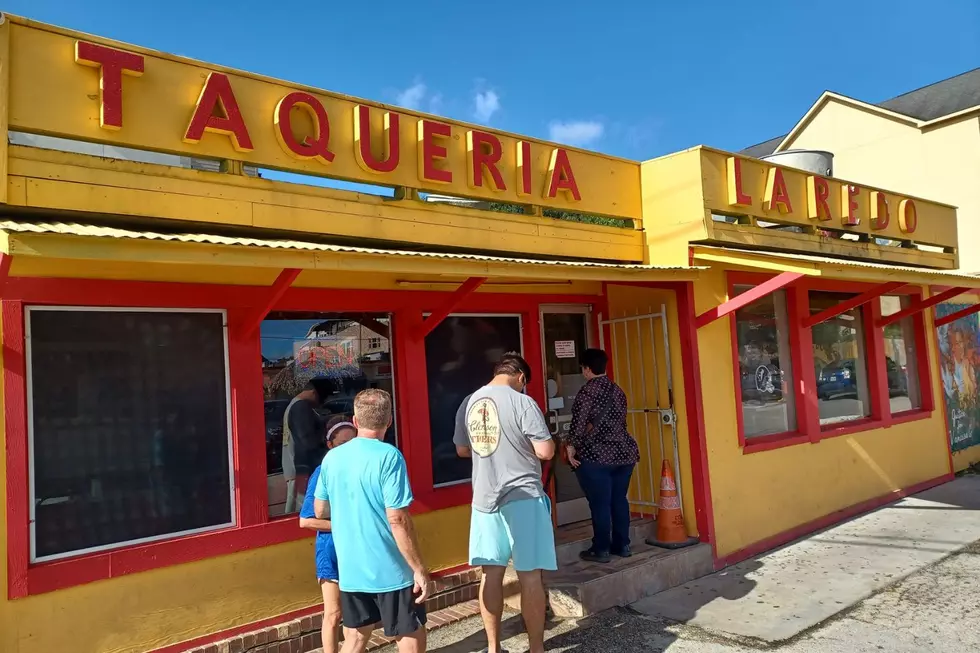 Iconic Houston Restaurant Gets Threats Over Their Fajita Smoke