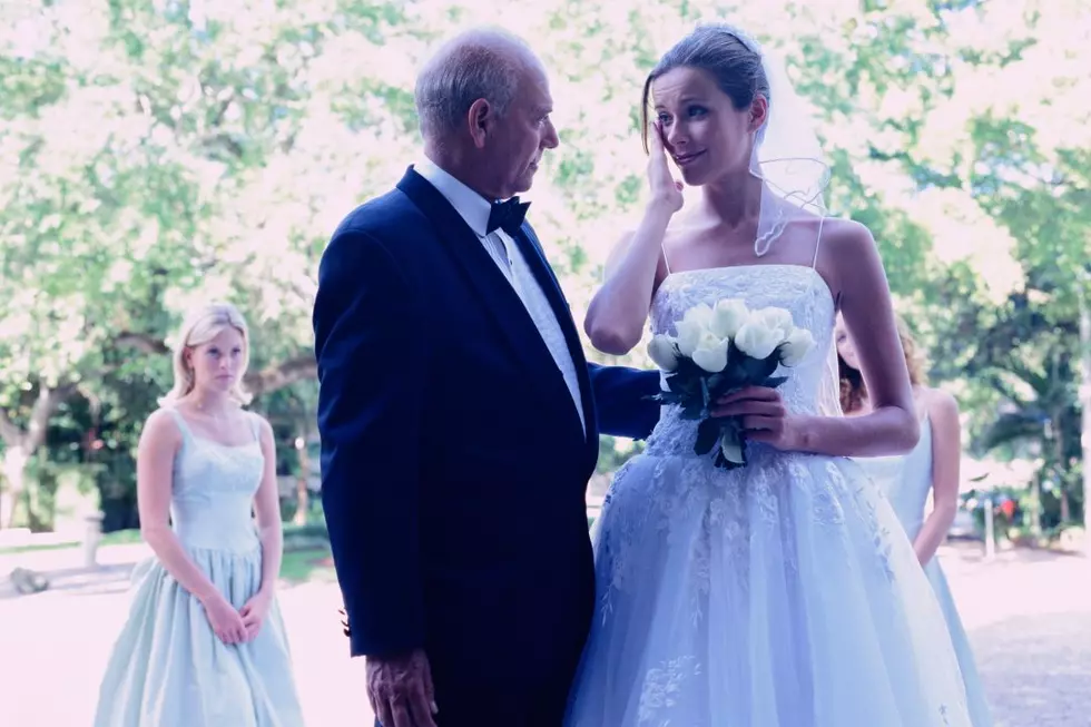 Bride-to-Be ‘Shocked’ After Widowed Dad Asks to Propose to His Girlfriend at Her Wedding
