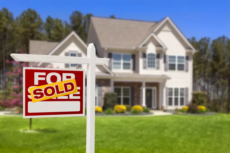 House Warming REGISTRY…Tacky? Leo and Rebecca Buzz Question